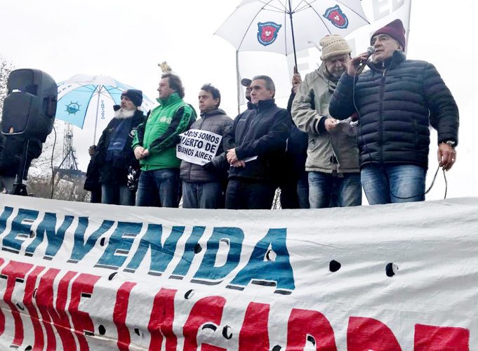 Portuarios se hacen respetar