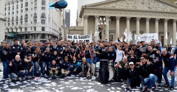Con solidaridad y lucha