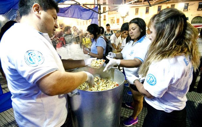Sanidad solidaria dice presente