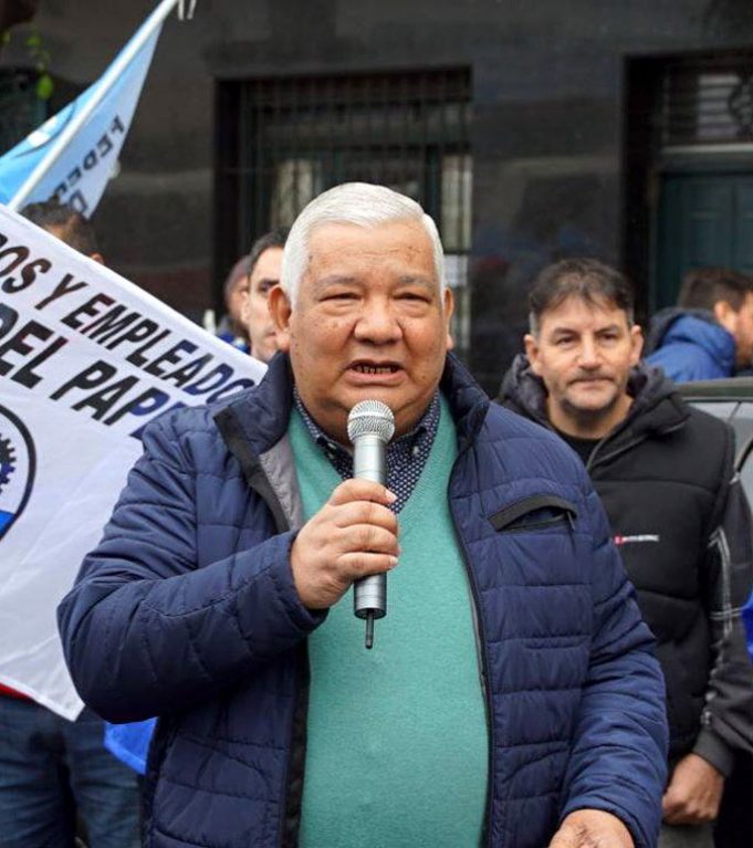 RAMÓN LUQUE (Papeleros): «Es más importante un kilo de papel que la vida de un trabajador».