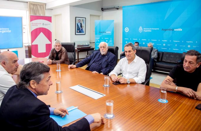 PREOCUPACIÓN: De Unión Ferroviaria, La Fraternidad y UTA al ministro Giuliano por amenazas de bomba