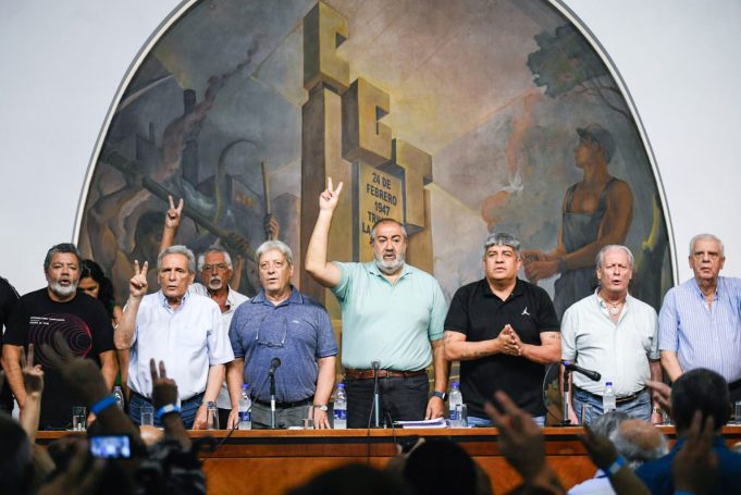 Plenario Delegaciones REGIONALES CGT respaldan PARO y MARCHA del 24 ENE contra el DNU y LEY OMNIBUS