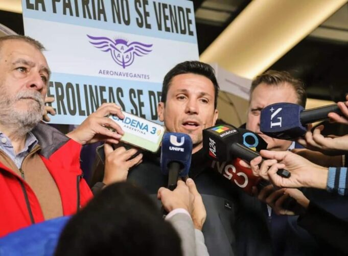 AERONAVEGANTES participaron de la jornada de Asambleas de la CATT en repudió a la Ley de Bases