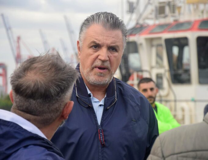 LEY BASES: CENTRO DE PATRONES Fluviales ganará la calle y estará todo lo necesario cuando se trate en el Senado