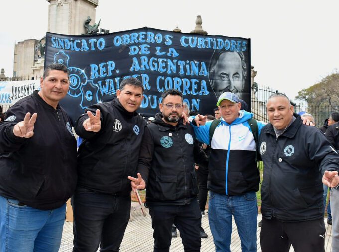 FATICA: «LOS TRABAJADORES DEL CUERO PARAMOS» en repudio al feroz ajuste y a la violencia institucional