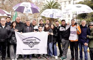 AERONAVEGANTES marchó al Congreso junto a su Consejo de Jubilados en defensa de sus derechos